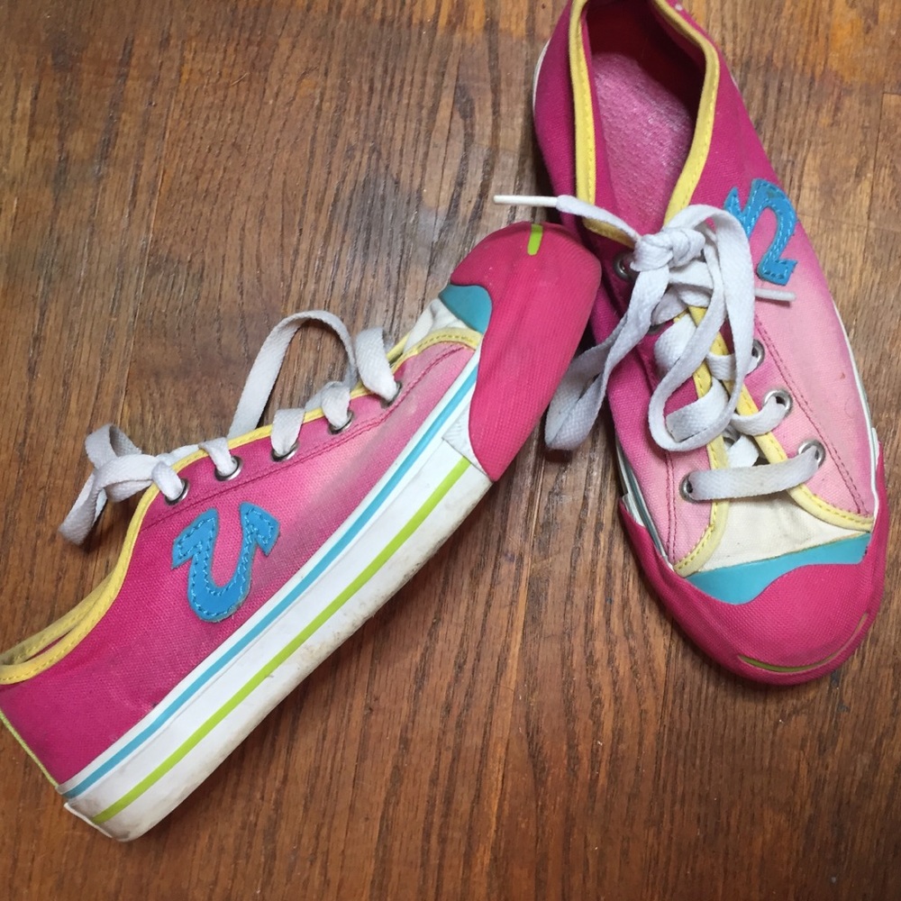 True Religion rainbow horseshoe low top sneaker